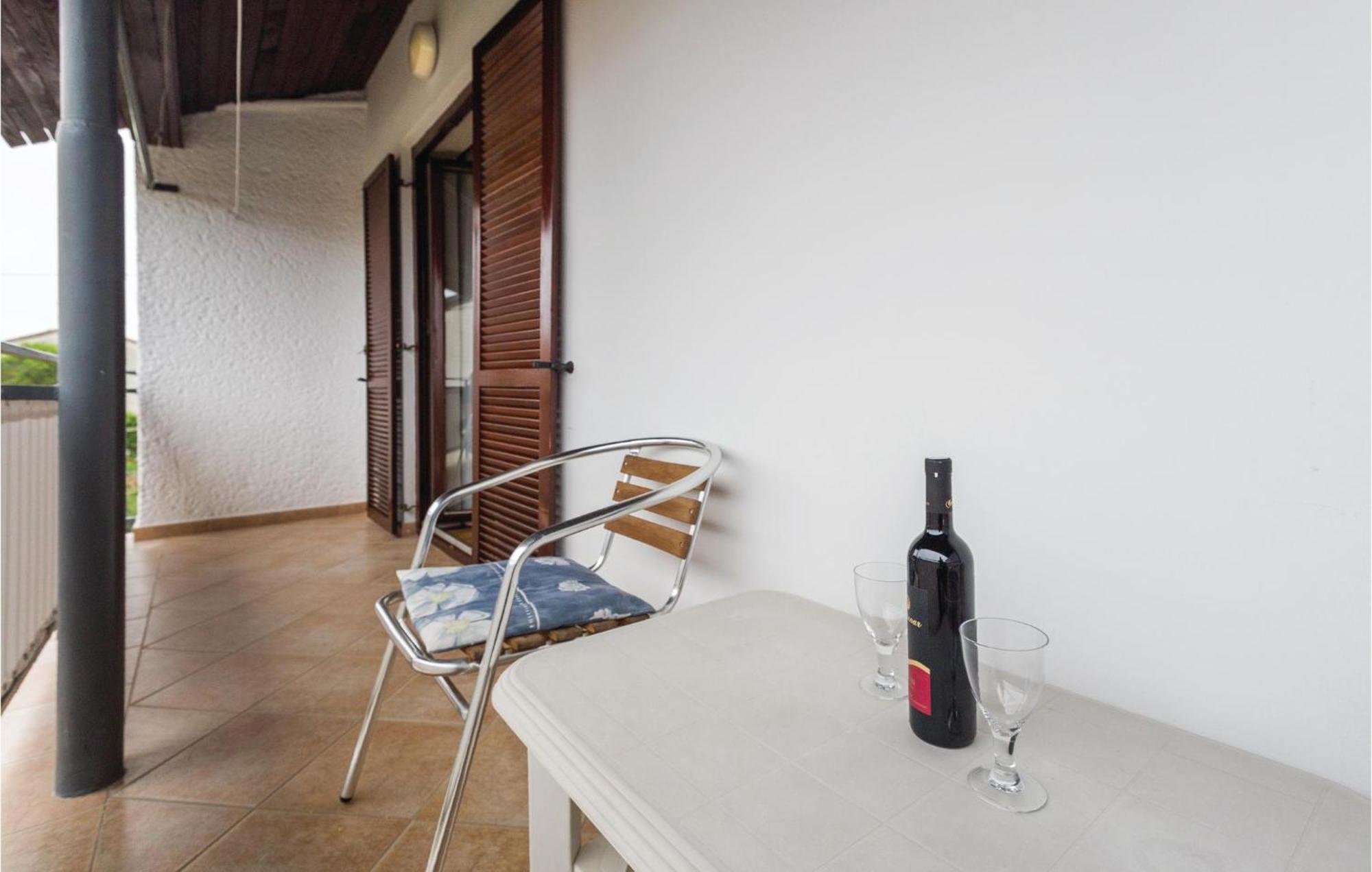 Gorgeous Apartment In Porec With Kitchen Εξωτερικό φωτογραφία